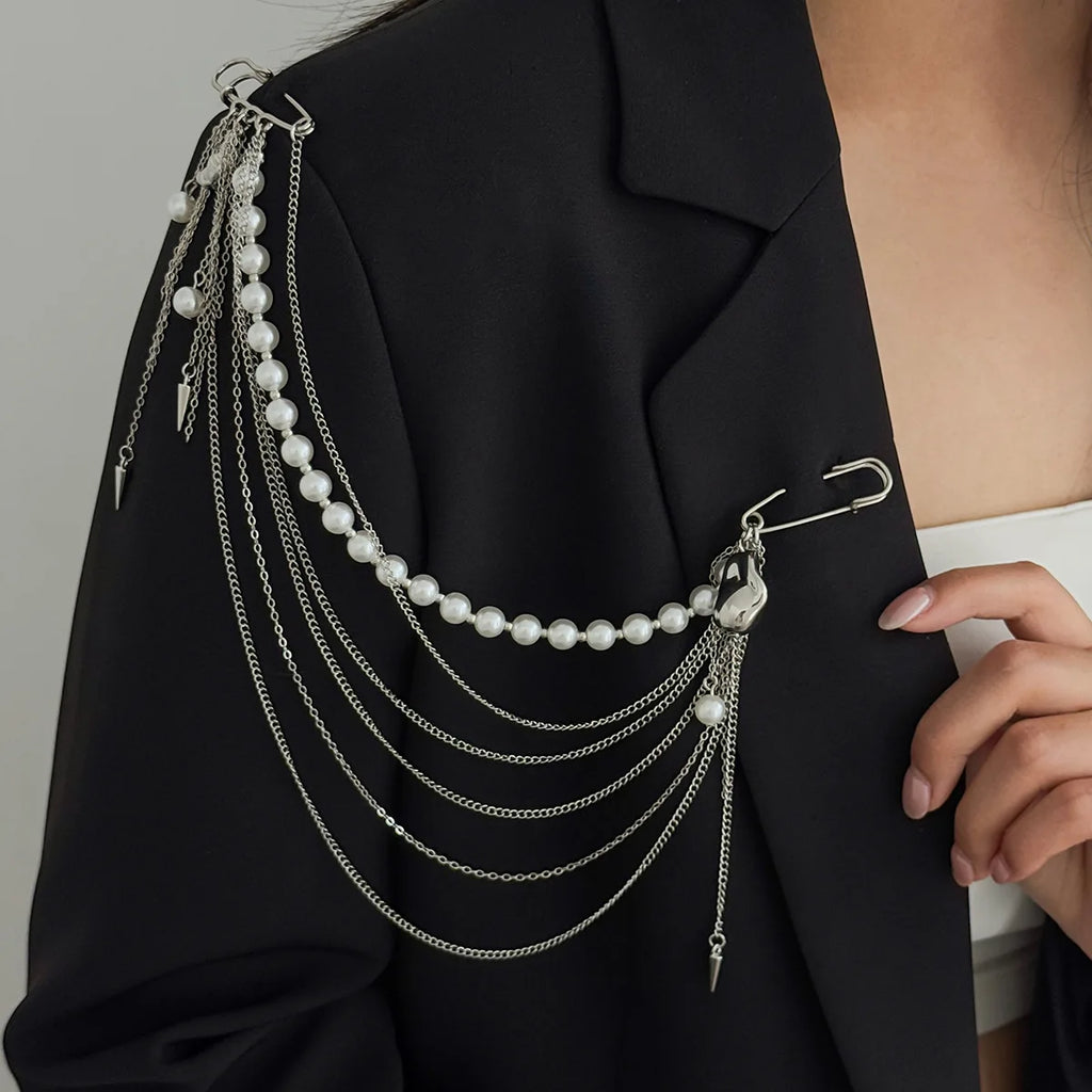 New Fashion Imitation Pearl Tassel Brooch for Women Punk Hip Hop Metal Long Chain Double Pins Brooches Suit Jewelry