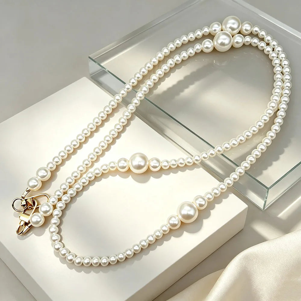 White Pearl Beaded Phone Crossbody Strap Fashion Hands-Free Shoulder Phone Long Lanyard for Women Universal Cell Phone Chains