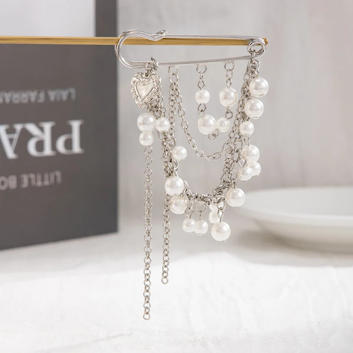 Creative Detachable Imitation Pearl Tassel Brooch Adjustable Trousers Jeans Safety Pin Convenient Versatile Clothing Accessories