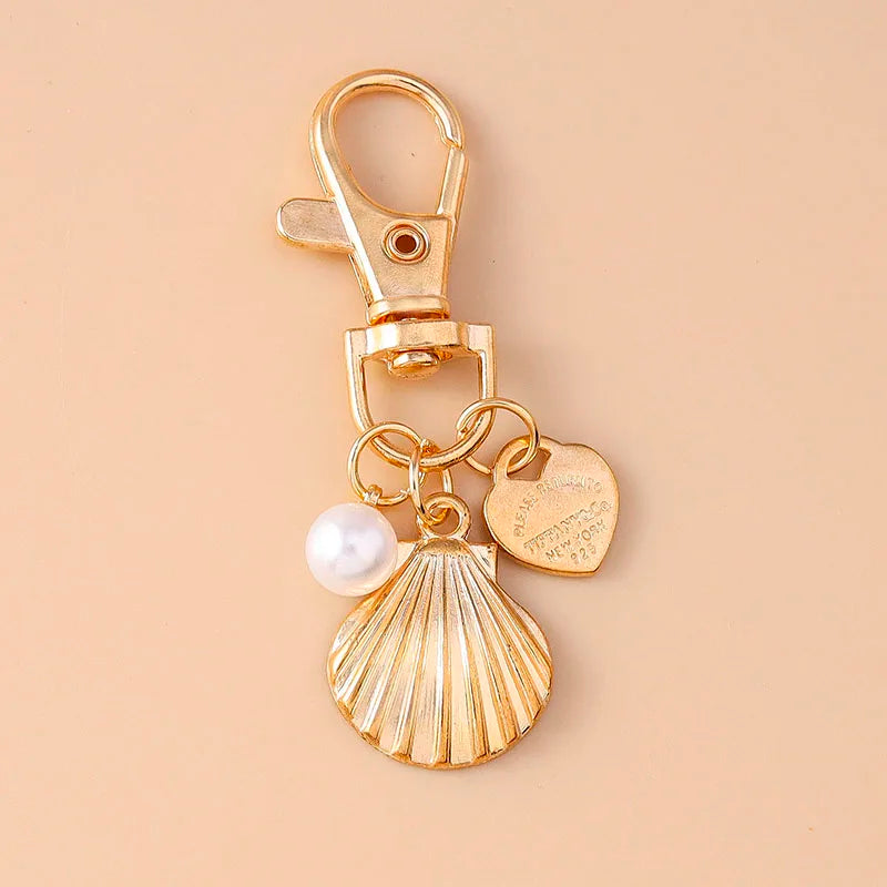 Aihua Cute Y2K Metal Shell Love Heart Key Chain Pearl Key Ring for Women Girl Handbag Pendants DIY Handmade Jewelry Accessories