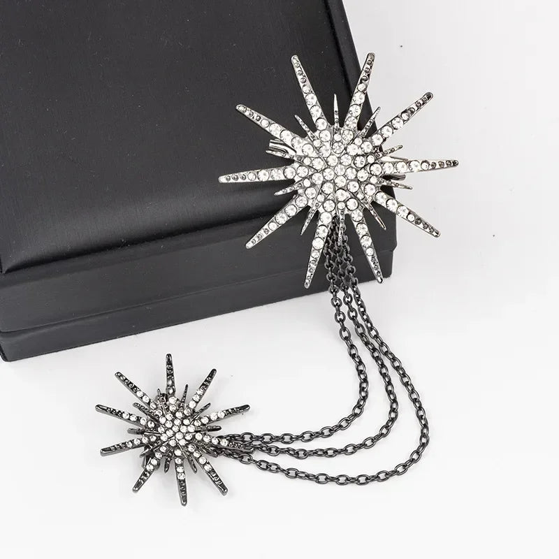 Vintage Crystal Star Snowflake Brooch for Men Tassel Chain Badge Fashion Suit Lapel Pins Elegant Jewelry Accessories